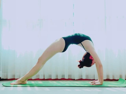 Thảm tập TPE giá rẻ, địa chỉ mua thảm tập yoga tpe ở hà nội