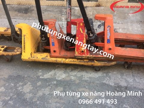 Điểm bán xe nâng tay cũ, chất lượng-uy tín- có bảo hành