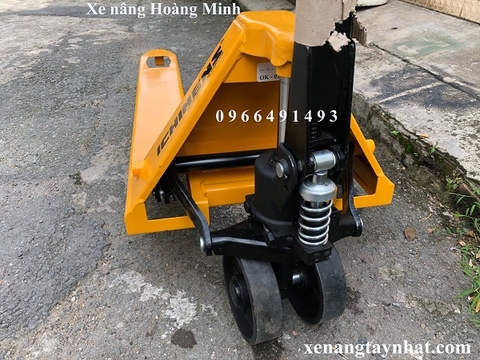 xe-nang-tay-2500kg