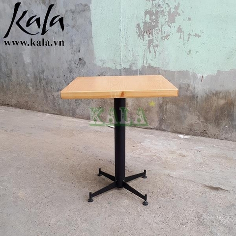 Bàn cafe chân sắt chữ thập vuông 60cm