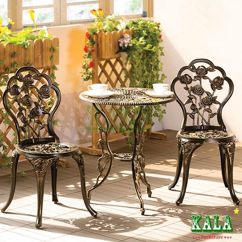 Bộ bàn ghế nhôm đúc họa tiết hoa hồng Bộ bàn ghế nhôm đúc họa tiết hoa hồng
