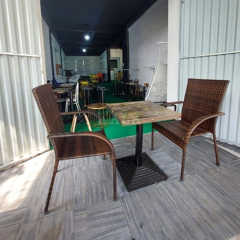 Bàn ghế ngoài trời mây nhựa chân gang V60 Bàn ghế ngoài trời mây nhựa chân gang V60