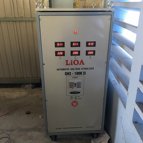 Lioa SH3 100K II Dải 260V-430V Ổn Áp 3 Pha Khô Đời Mới Màu Ghi Trắng