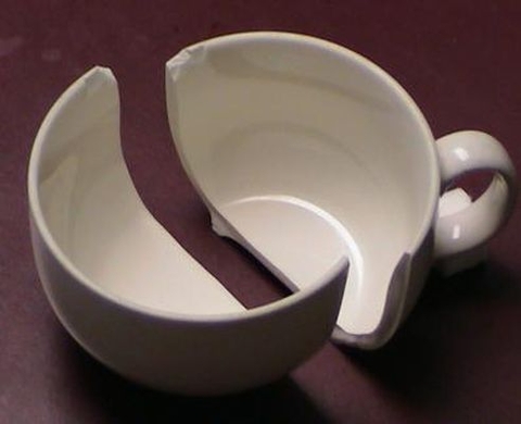Biến ly thủy tinh nứt vỡ thành chiếc ly hoàn hảo