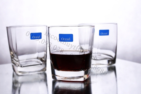 Cốc thủy tinh giá rẻ tại Hà Nội