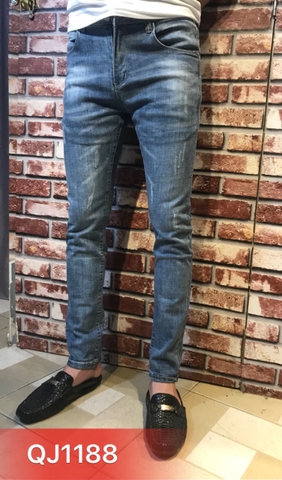 quần jean nam rách kiểu Hàn Quốc ống côn đẹp QJ1188
