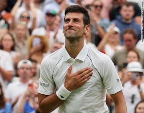 Djokovic - Kwon Soon Woo: Sảy chân 1 set, cột mốc lịch sử (Vòng 1 Wimbledon) Djokovic - Kwon Soon Woo: Sảy chân 1 set, cột mốc lịch sử (Vòng 1 Wimbledon)