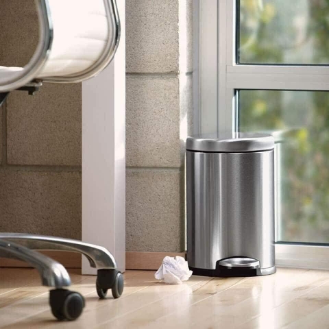 Thùng rác Simplehuman 4,5L