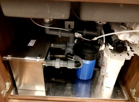 Hộp nẫy bã coffee - bẫy mỡ cho quán bar mini