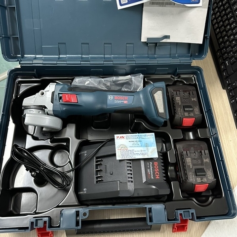 MÁY MÀI GÓC BOSCH GWS 18V-10 100MM (GỒM SẠC VÀ 2 PIN)