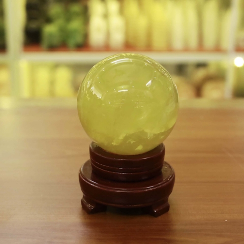 Quả cầu thạch anh vàng hiệu ứng sao ĐK 8.5cm - 0.85kg-MTA428