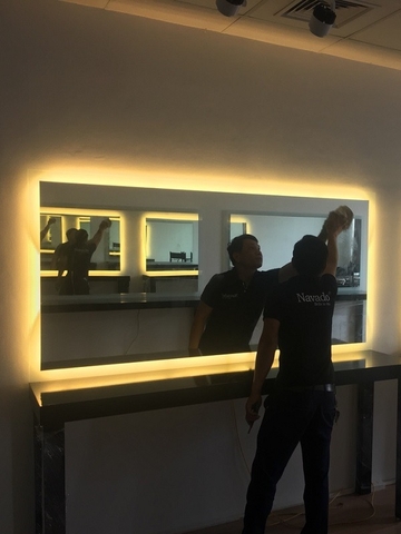 Gương treo tường đèn led cắt theo kích thước