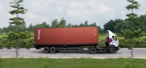 Lưu ý khi vận chuyển container kéo hàng hóa