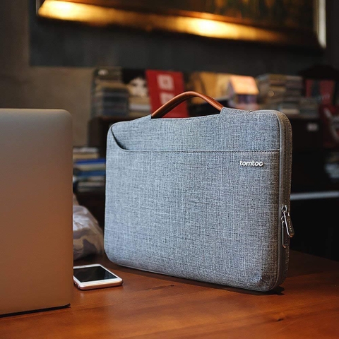 Túi xách Tomtoc chống sốc cho MacBook