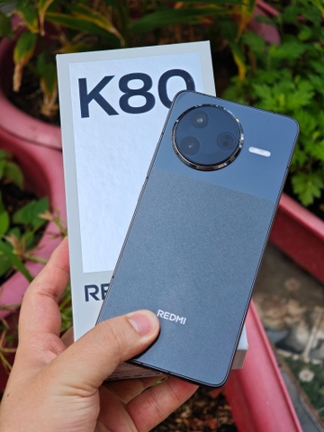 🎮 Sinh viên mê game – chọn Redmi K80 để học – chơi mượt mà!