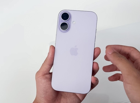 Trên tay iPhone 17 — iPhone tiêu chuẩn đã “lột xác”