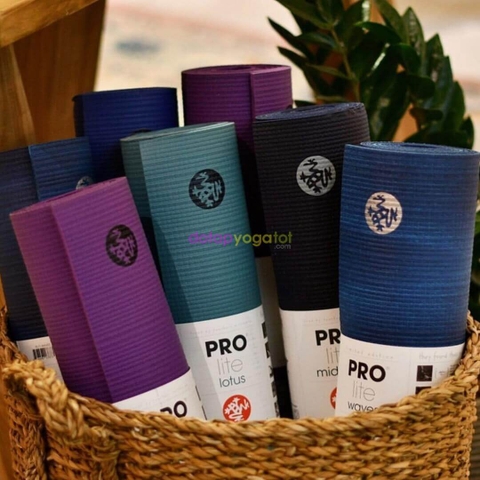 Thảm tập yoga Manduka PROlite® 4.7mm - Chụp thực tế