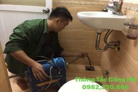 Thông tắc nhà vệ sinh