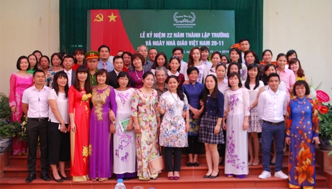 Lễ kỷ niệm 22 năm thành lập trường và ngày nhà giáo Việt Nam