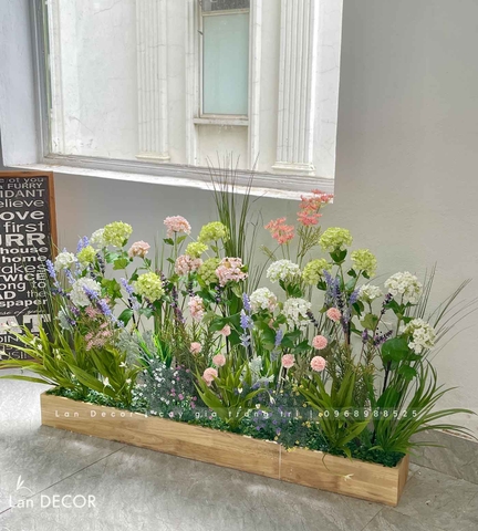 Bồn hoa tú cầu trang trí quán cafe ấn tượng (1m2x20cmx55cm)- CC924