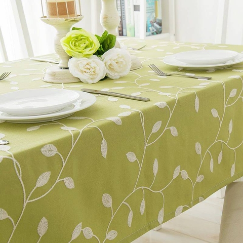 TB323 - Khăn trải bàn lá thêu nền xanh cốm