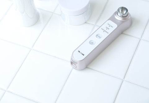 Máy Chăm Sóc Da Mặt YA-MAN Circle Peeling Pro HDS-30/HDS-30N