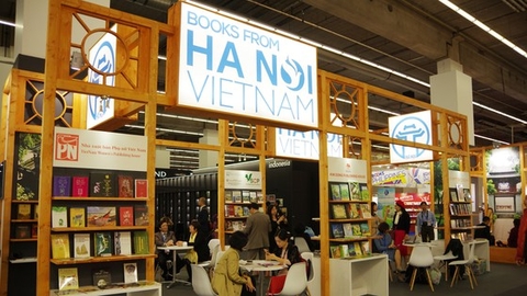 Sách Việt - Tìm cơ hội xuất ngoại