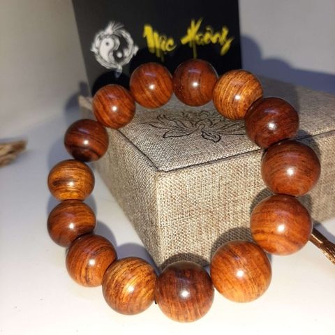 Vòng Gỗ Sưa Đỏ Quảng Bình Núi Rừng 16mm