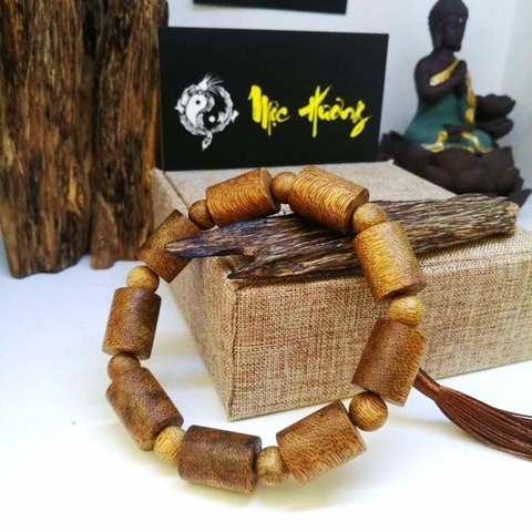 Vòng Trầm Hương Đốt Trúc 12mm Tốc Núi Rừng