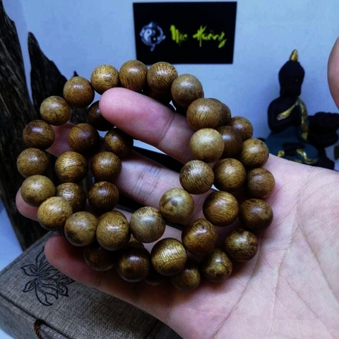 Vòng gỗ Trầm Hương Tốc Rừng Tự Nhiên 12mm