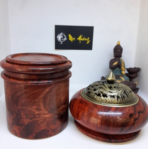 Combo đặc biệt 50g Nụ Trầm Hương Vip + Lư Gỗ Hương Đỏ + Hộp Gỗ Đựng Trầm