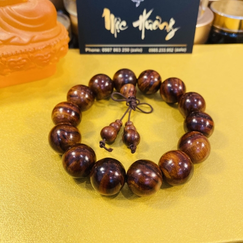 Vòng Gỗ Sưa Bắc Đen Già 100 Năm 16mm Vân Đẹp