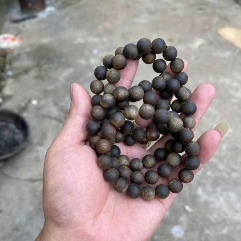 Vòng Tay Gỗ Kỳ Hải Nam 10mm Chìm Nước