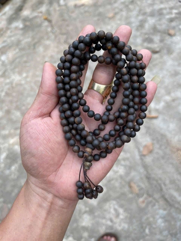 Chuỗi 108 Kỳ Hải Nam Chìm Nước 8mm