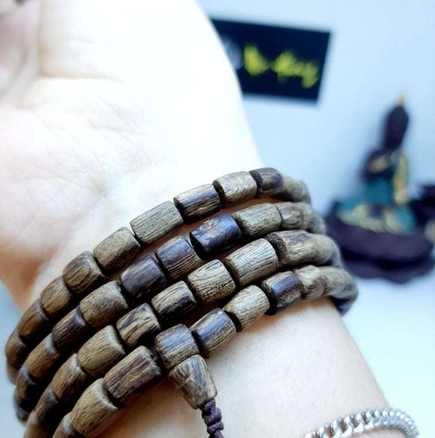 Vòng Trầm Hương Núi Rừng Nha Trang Dầu Đỏ 6mm Thơm Ngọt