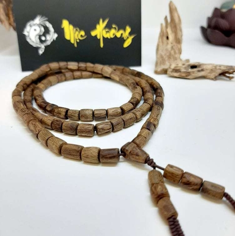 Vòng Trầm Hương Núi Rừng Nha Trang Dầu Đỏ 6mm Thơm Ngọt
