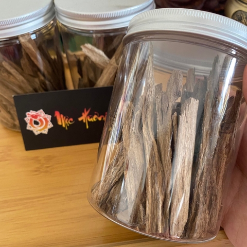 Trầm Hương Miếng Tốc Dầu Tự Nhiên 50g