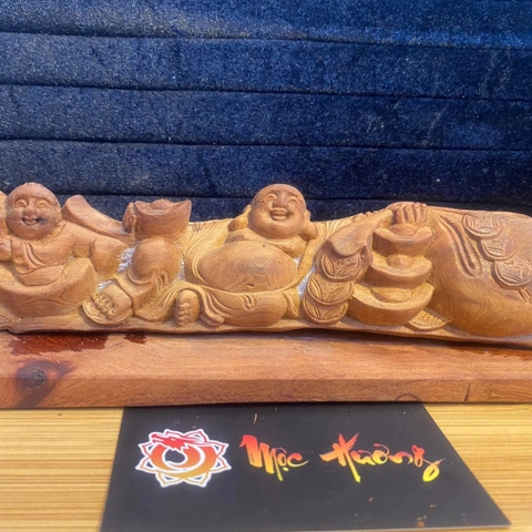 Tượng di lặc kim tiền ngồi gỗ hoàng đàn tuyết thơm ngọt
