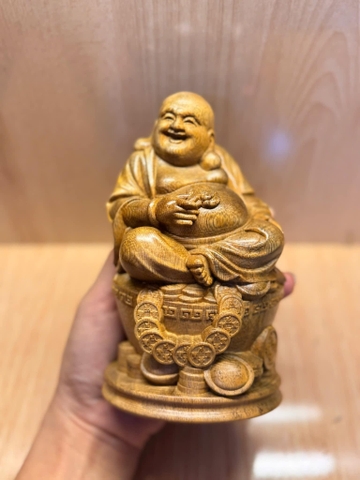Tượng Gỗ Trầm Hương Tự Nhiên Phật Di Lặc Ngồi Để Xe