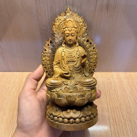 Tượng Gỗ Trầm Hương Như Lai Đại Nhật Để Xe