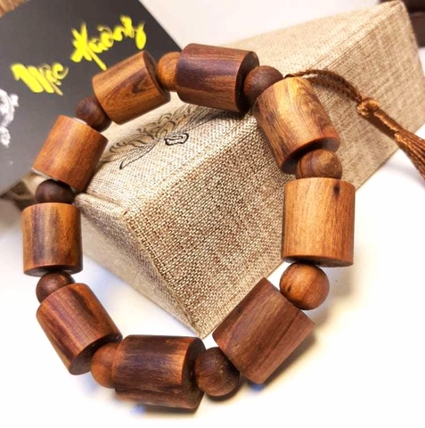 Vòng Gỗ Hoàng Đàn Đốt Trúc Chìm Nước 14mm