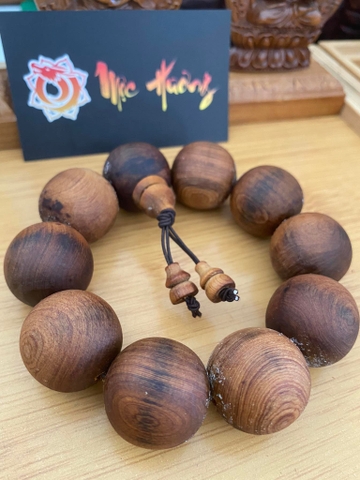 Vòng Gỗ Hoàng Đàn Chìm Nước 27mm Siêu Hiếm