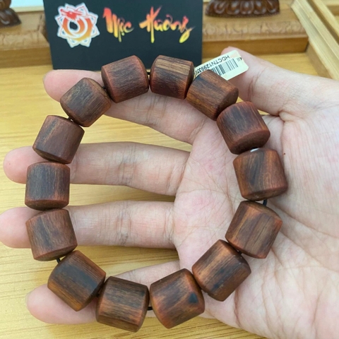 Vòng Gỗ Hoàng Đàn Trúc Nhộng Chìm Nước 14mm