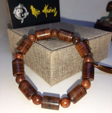 Vòng Gỗ Sưa Đỏ Quảng Bình Đốt Trúc Núi Rừng 10mm