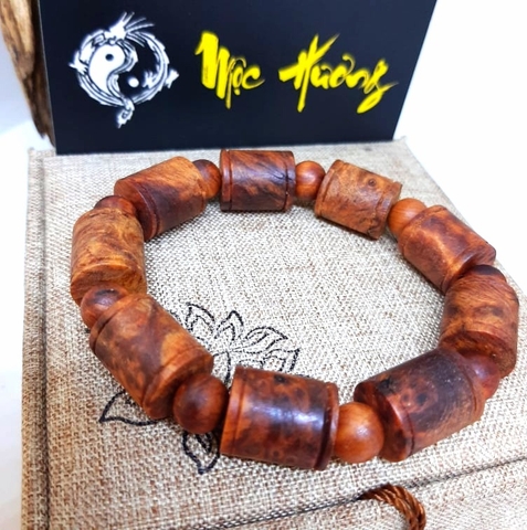 Vòng Gỗ Nu Huyết Long Đốt Trúc 12mm Để Mộc