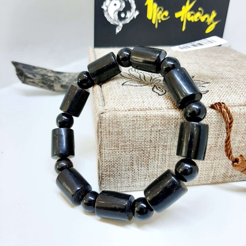 Vòng San Hô Đen Tự Nhiên Trúc 10mm