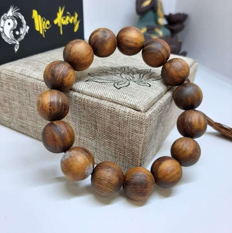 Vòng Gỗ Hoàng Đàn Chìm Nước 14mm Mọng Dầu