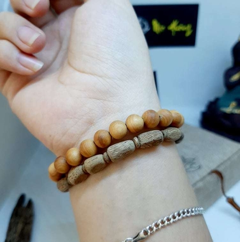 Vòng Gỗ Đàn Hương Ấn Độ 7,5mm Thơm Mạnh
