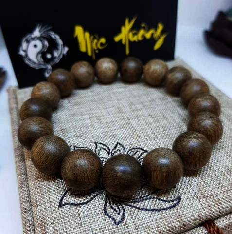 Vòng gỗ Trầm Hương Tốc Rừng Tự Nhiên 12mm