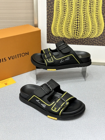Dép quai ngang Louis Vuitton Trainer Đen cài khóa viền Vàng Like Authentic 1-1 on web
